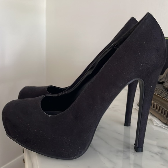 Kardashian kollection black heels NWOT - Picture 3 of 10